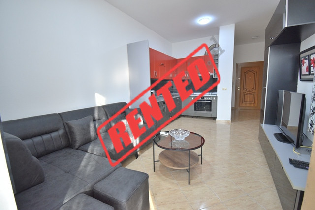 Apartament 2+1 me qira ne rrugen Muhamet Deliu shume prane Pasticeri Melisa ne zonen e Freskut ne Ti